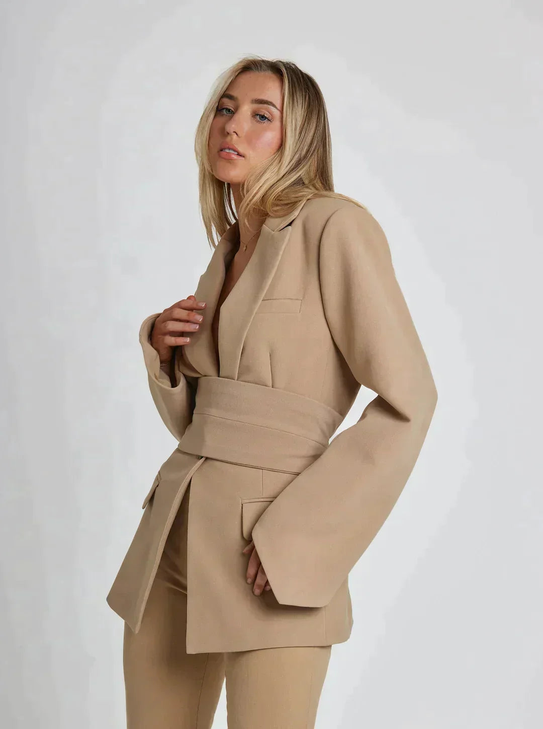 Variant image for Kvinders Blazer Hvid Elegant Gurtel Polyester-4