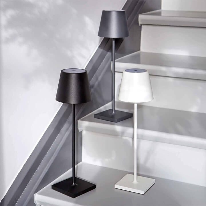 Bordlampe Uden Ledning Minimalistisk Design til Indendørs og Udendørs Belysning 2