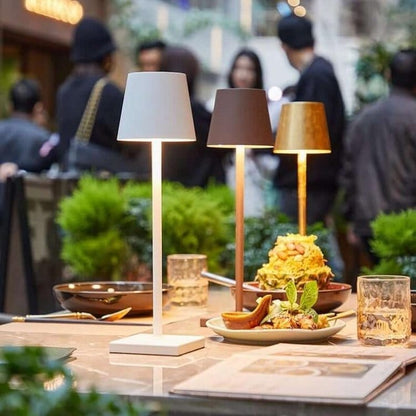 Bordlampe Uden Ledning Minimalistisk Design til Indendørs og Udendørs Belysning 3