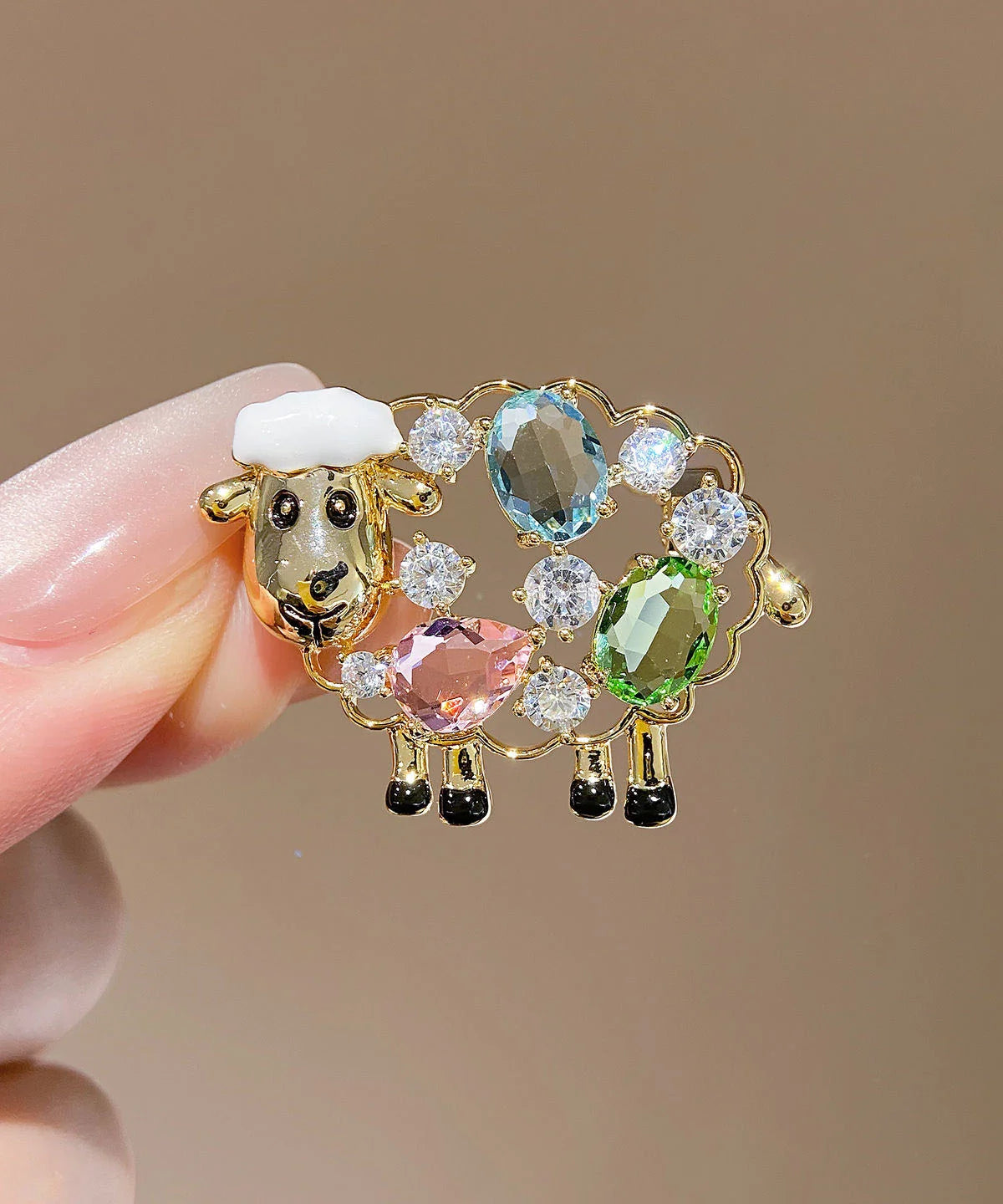 Dame Broche med Zirkonkrystal Får Design 3