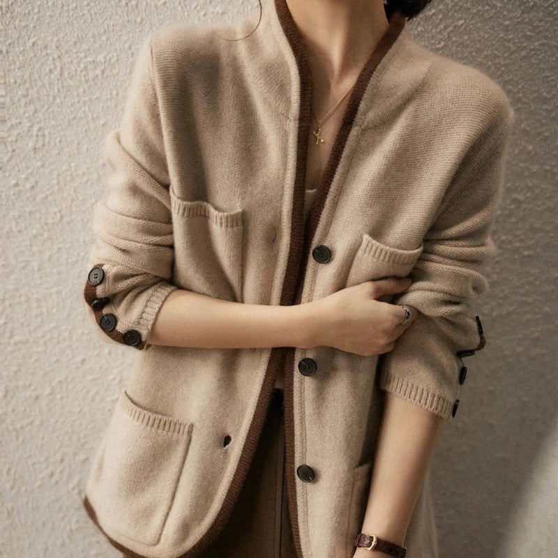 Dame Cardigan med Draperet Design 3