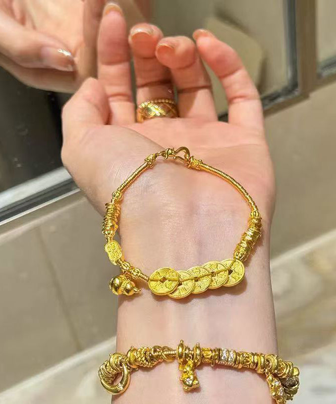 Dame Charm Armbånd med Overgildet Design 1