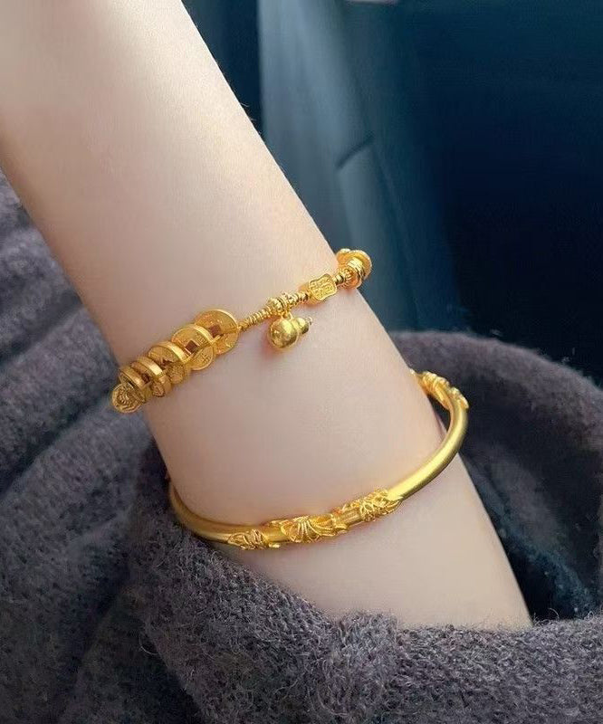 Dame Charm Armbånd med Overgildet Design 3