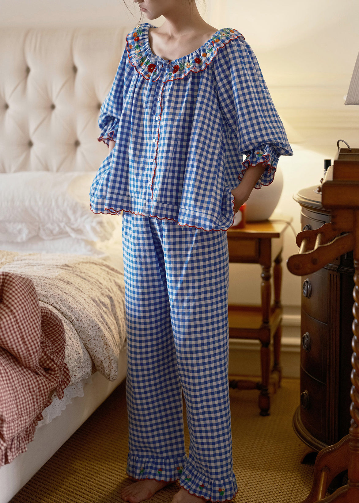 Dame Pyjamas Sæt Langærmet Vintage Stil med Broderede Detaljer 1