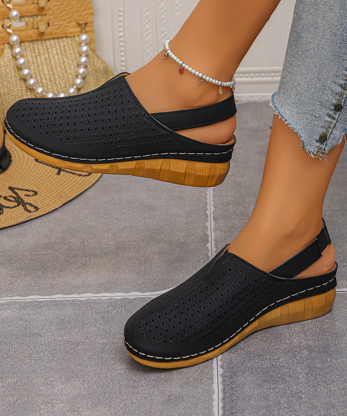 Dame Sandaler Chic med Huller 2