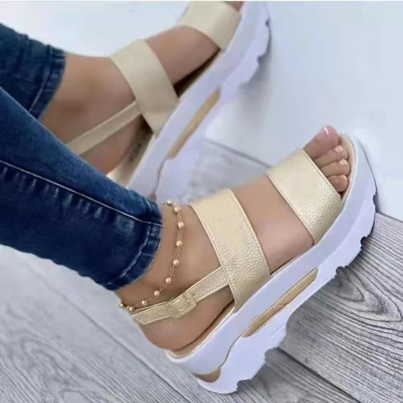 Dame Sandaler med Lav Platform - Moderne Design til Sommerbrug 4