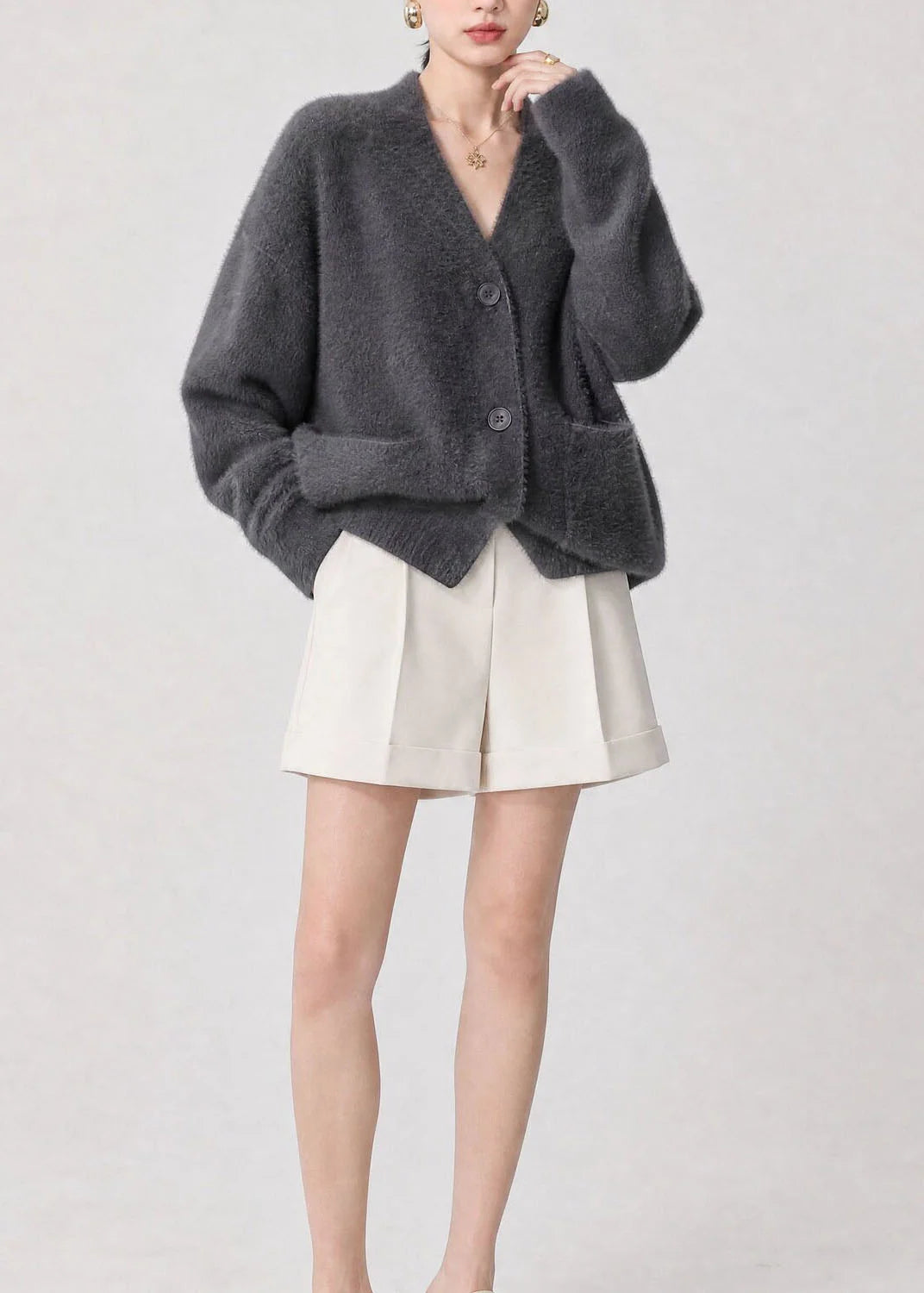 Dame Strikket Cardigan V-hals med Knapper og Lommedetaljer 3