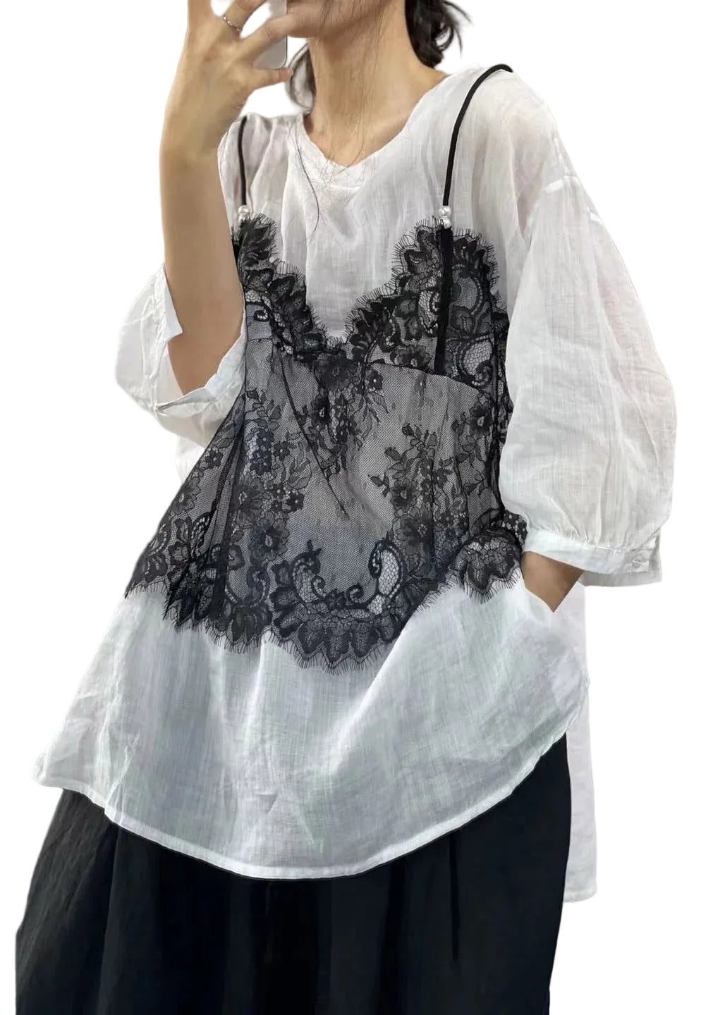 Dame T Shirt med Patchwork og Sideåbning i Afslappet Stil 0