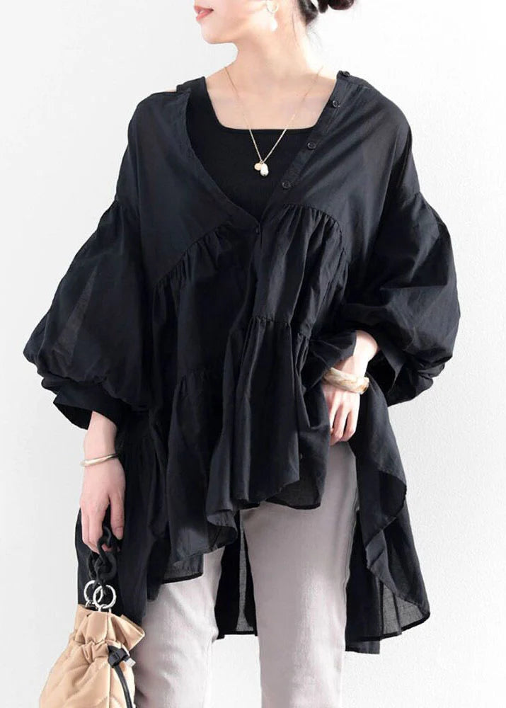 Damebluse med O-hals og flæsedetaljer 2