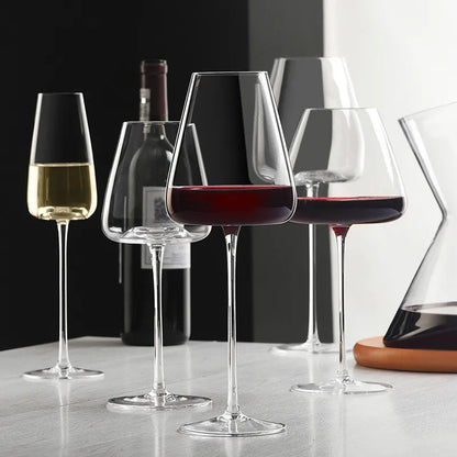 Håndlavet vin- og champagneglassæt med raffineret design 5