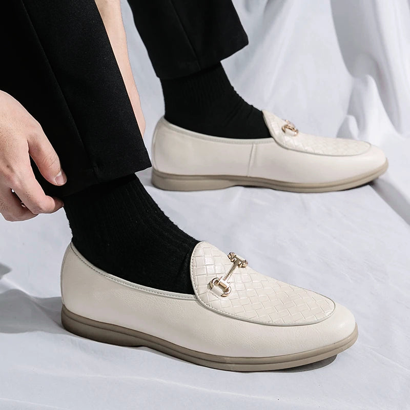 Herre Loafers Klassisk Design med Vævet Vamp og Gylden Hestebit-Detalje 4