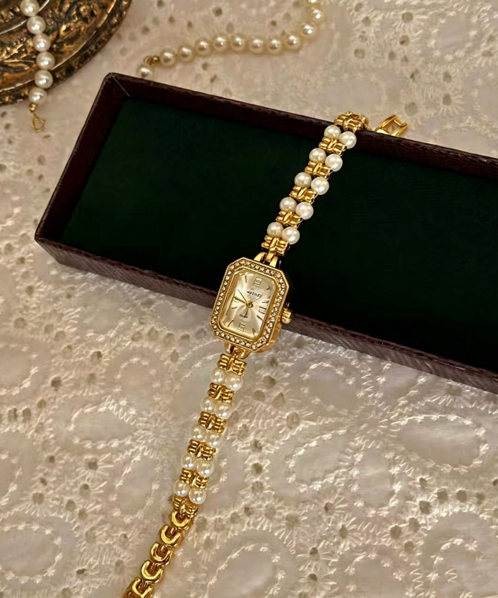 Kvinders Armbåndsur med Perle og Zirkon Detaljer 2