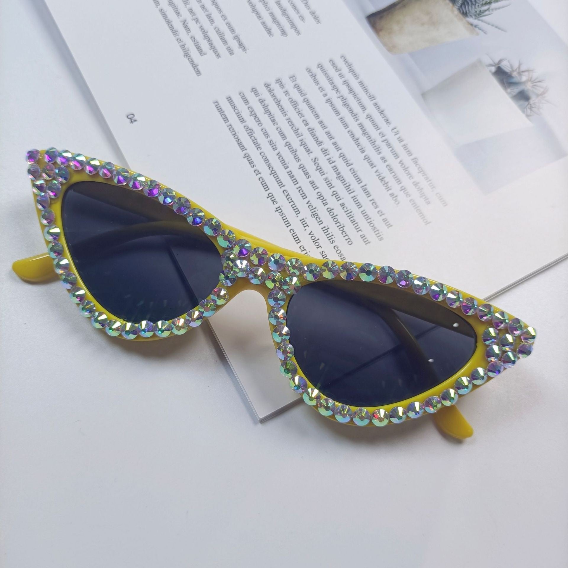 Kvinders Cat-Eye Solbriller med Krystaltrimning 7