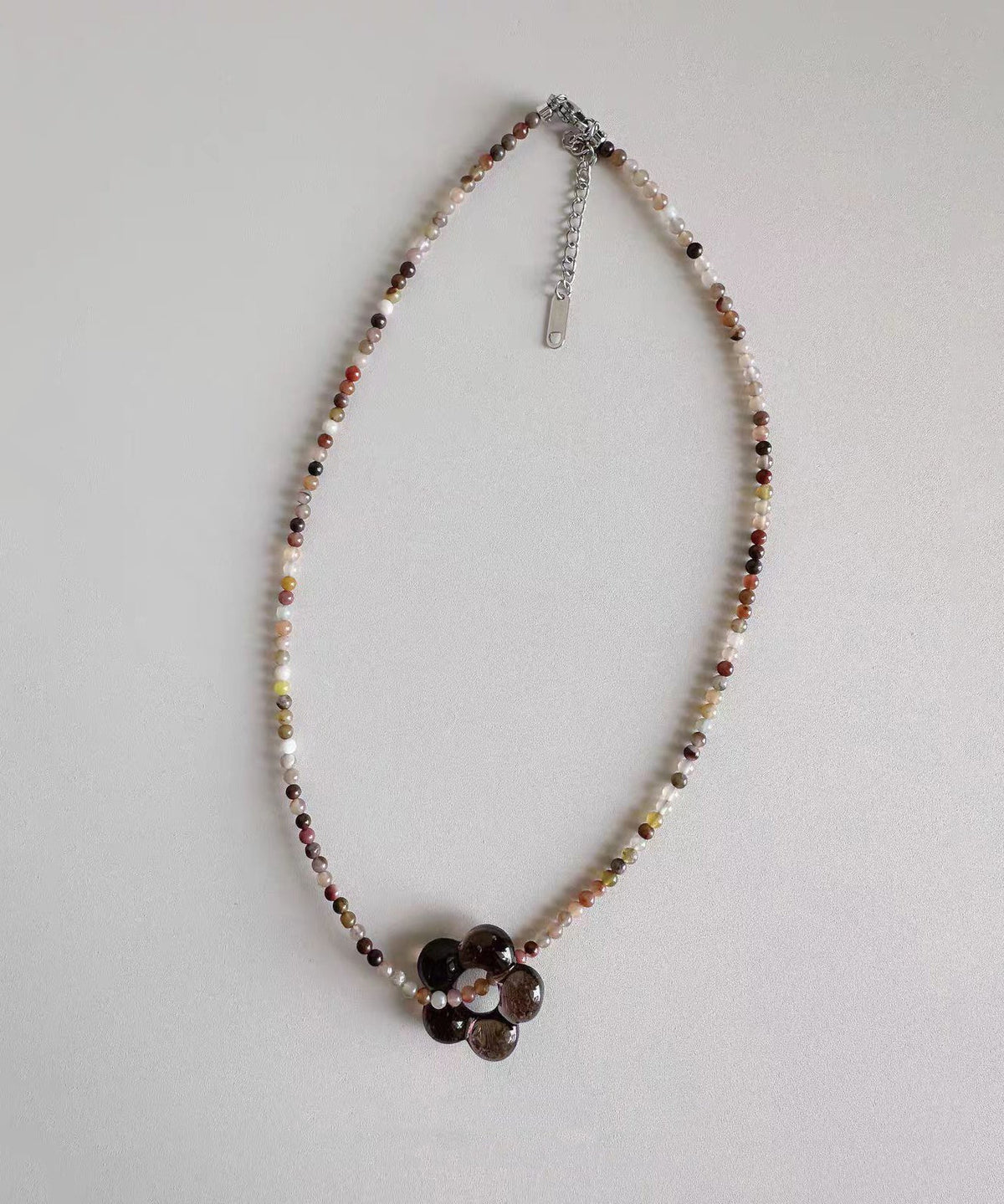 Kvinders Choker Halskæde med Farvede Glas- og Naturstenperler 2