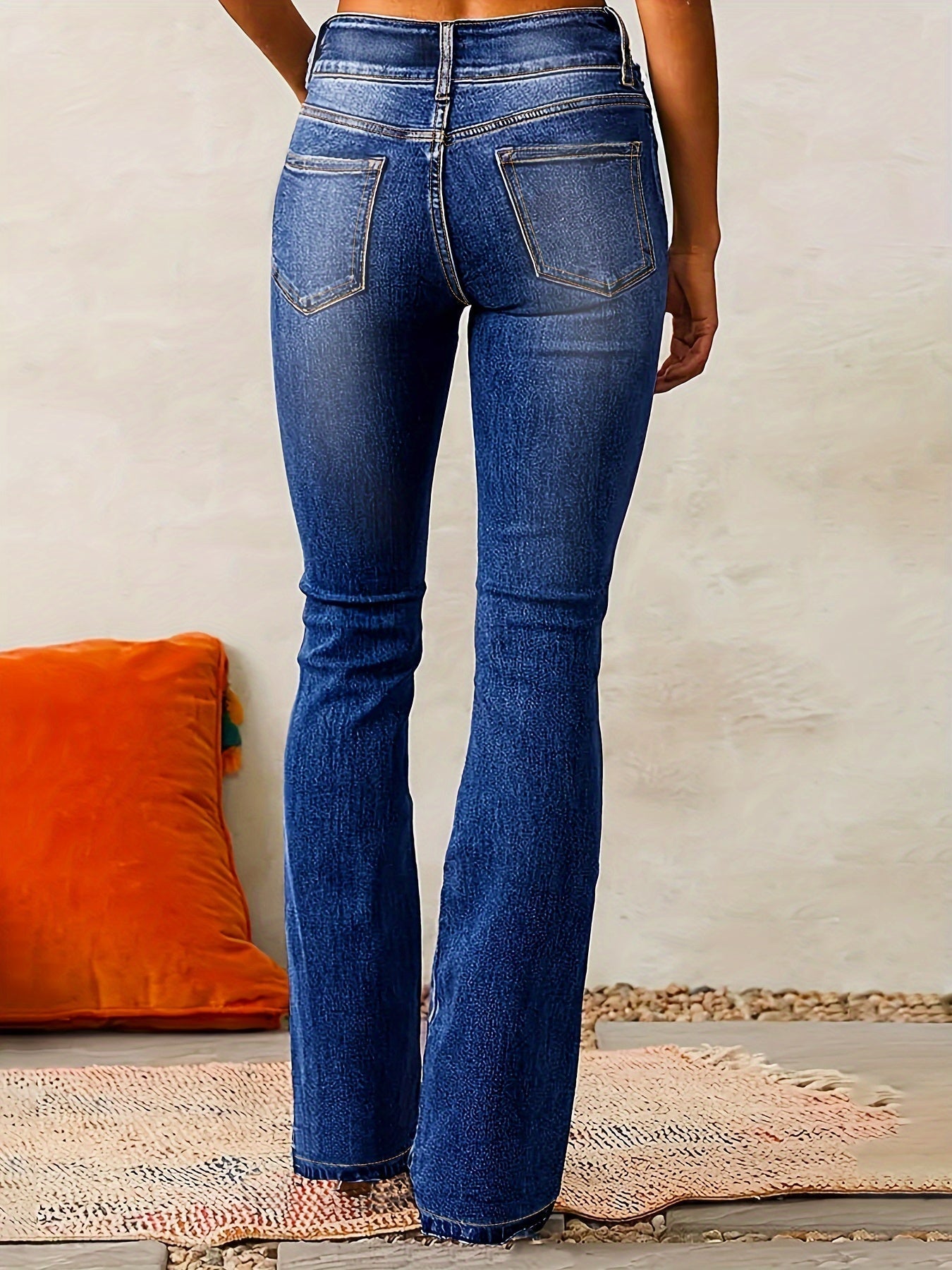 Kvinders Højtaljede Flade Jeans Med Lynlåsdetalje 4