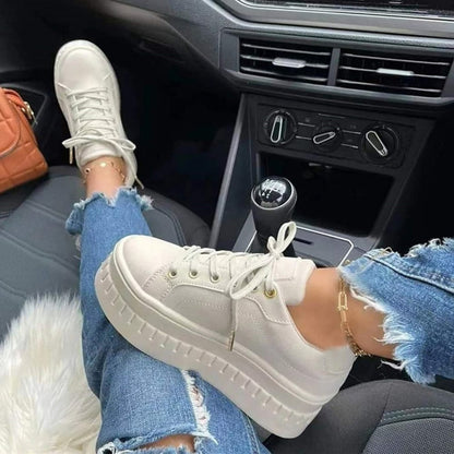 Kvinders Modesneakers med Tyk Sål 2