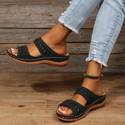 Kvinders Polstrede Sandaler med Retro Design 4