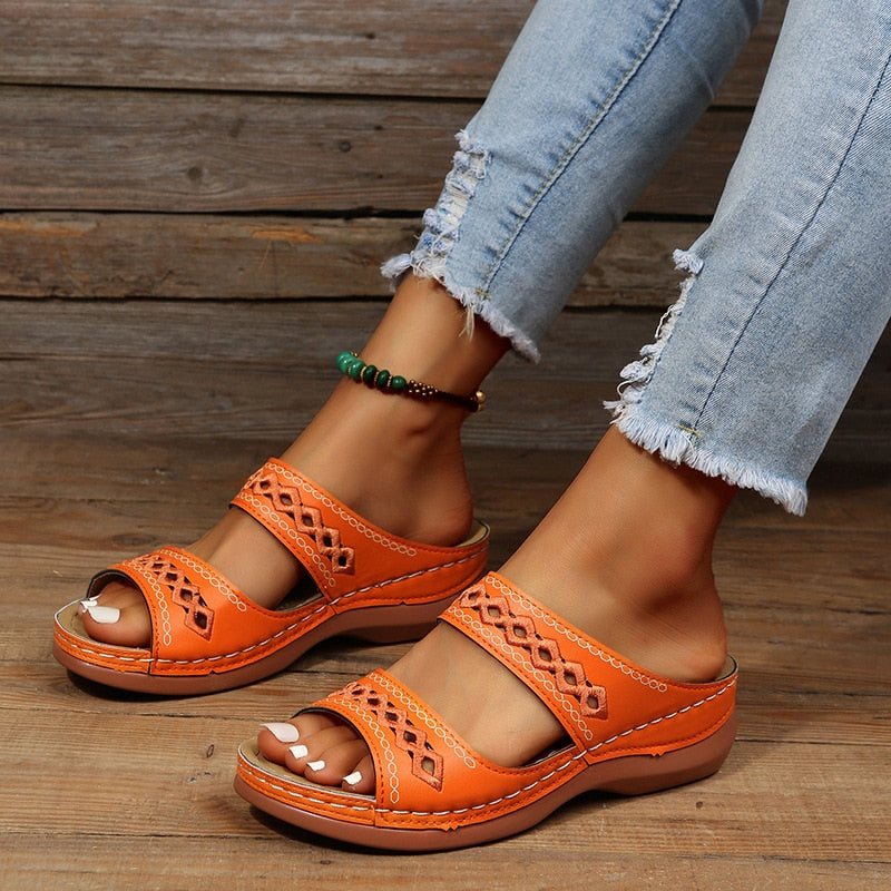 Kvinders Polstrede Sandaler med Retro Design 5