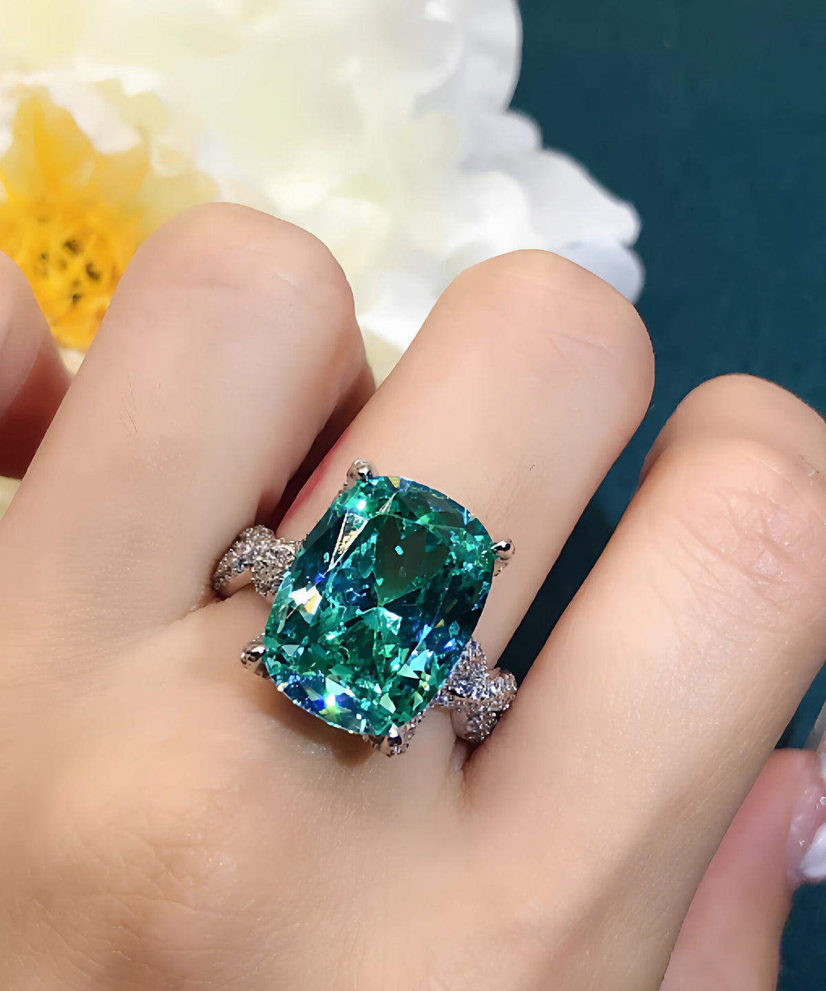 Kvinders Ring med Zircon Krystal Detaljer 0