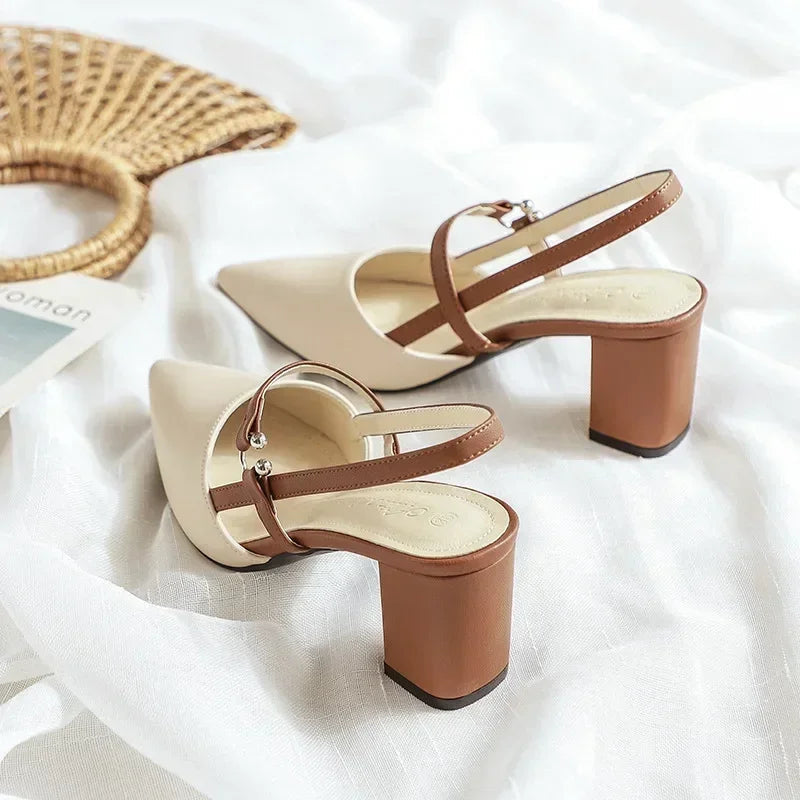 Kvinders Slingback Hæle med Charmerende Design 2