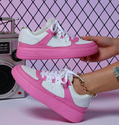 Kvinders Sneakers med Unikt Design 10