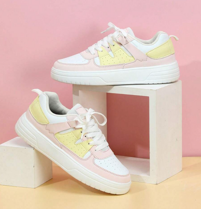 Kvinders Sneakers med Unikt Design 4