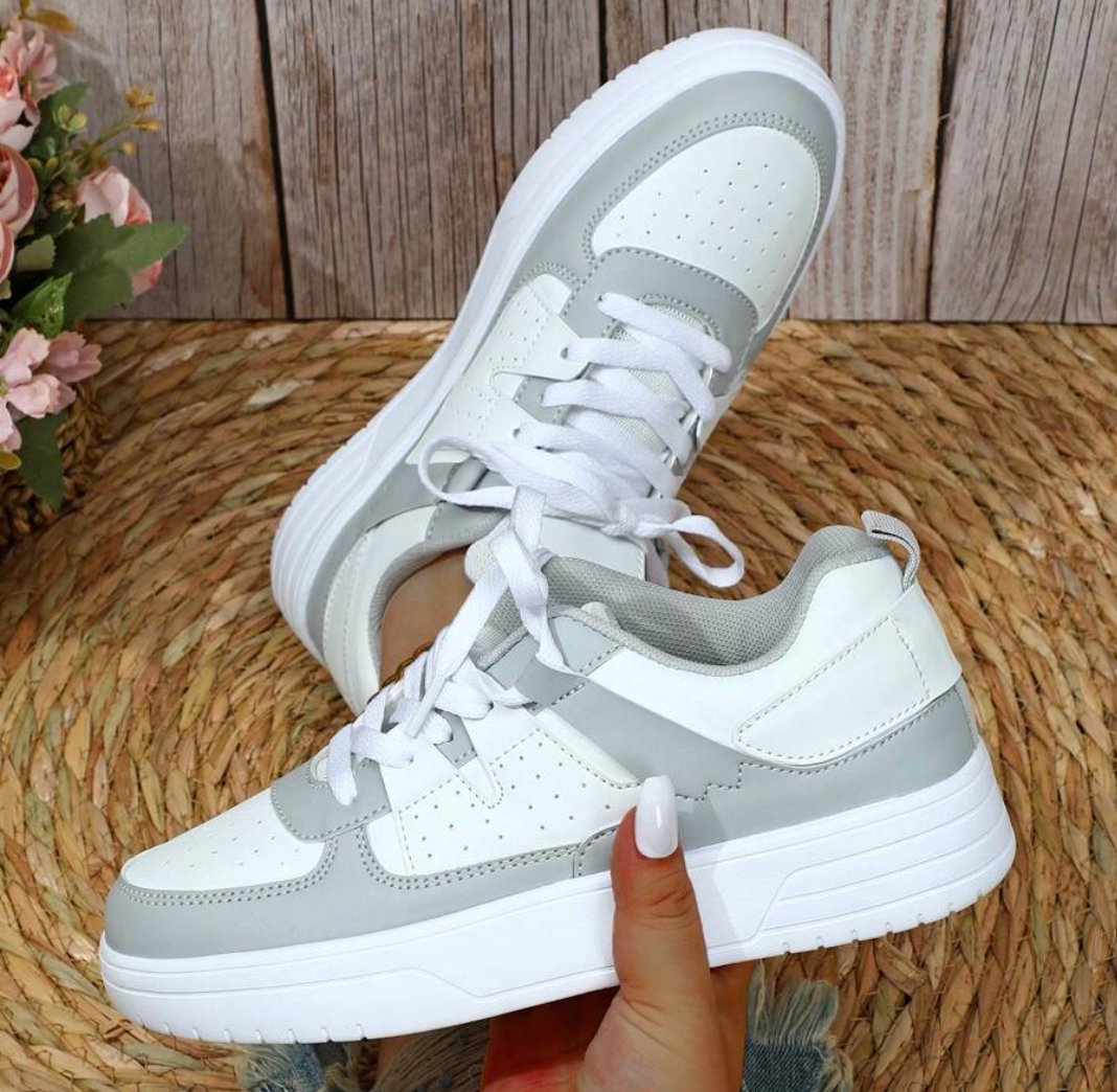 Kvinders Sneakers med Unikt Design 9
