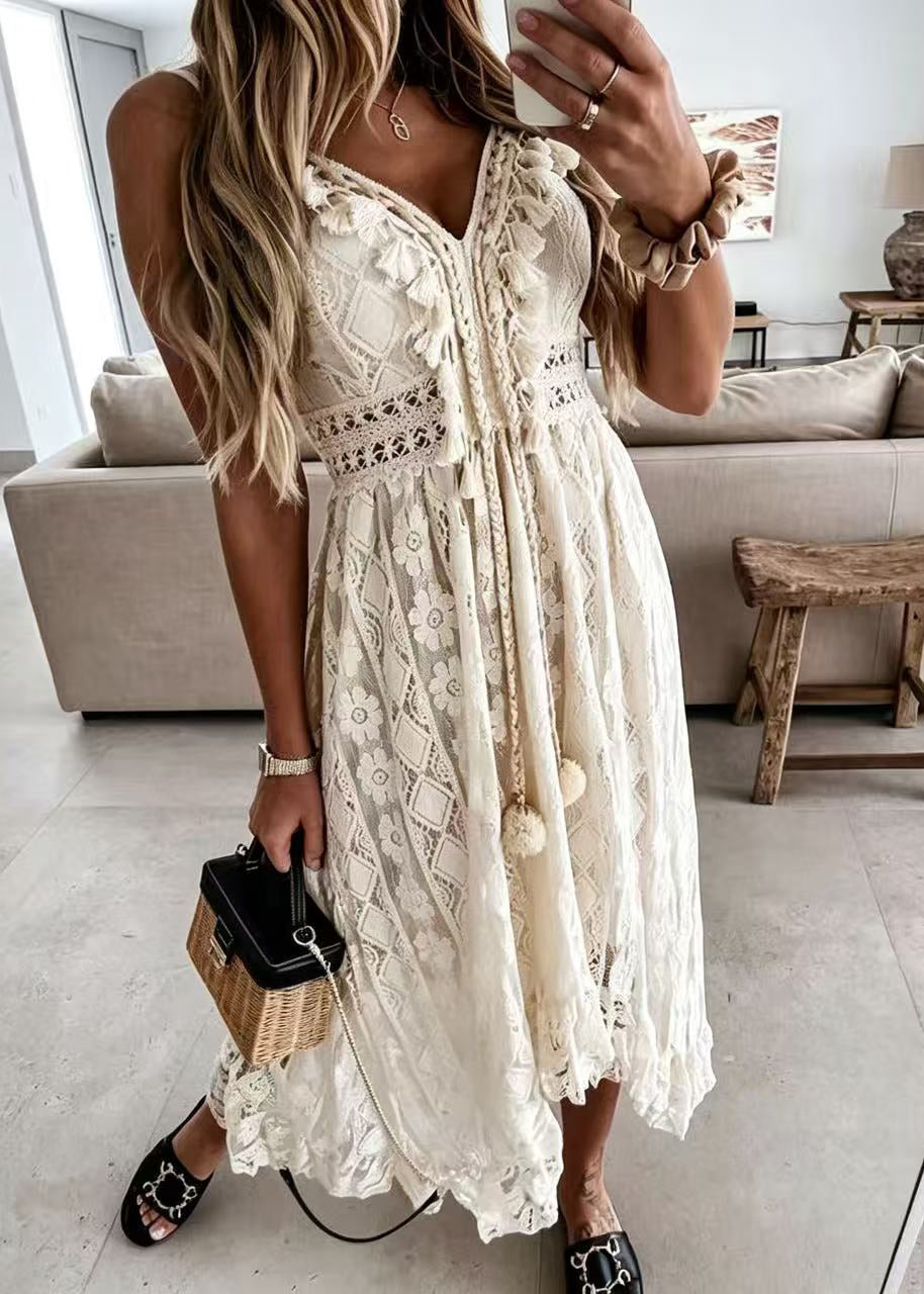 Kvinders Sommerkjole med Boheme-inspireret Blonder og Dekorative Detaljer 1