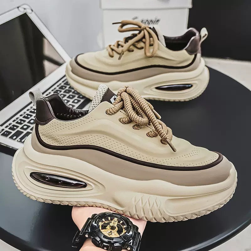 Kvinders Sporty Sneakers med Innovativt Design 6