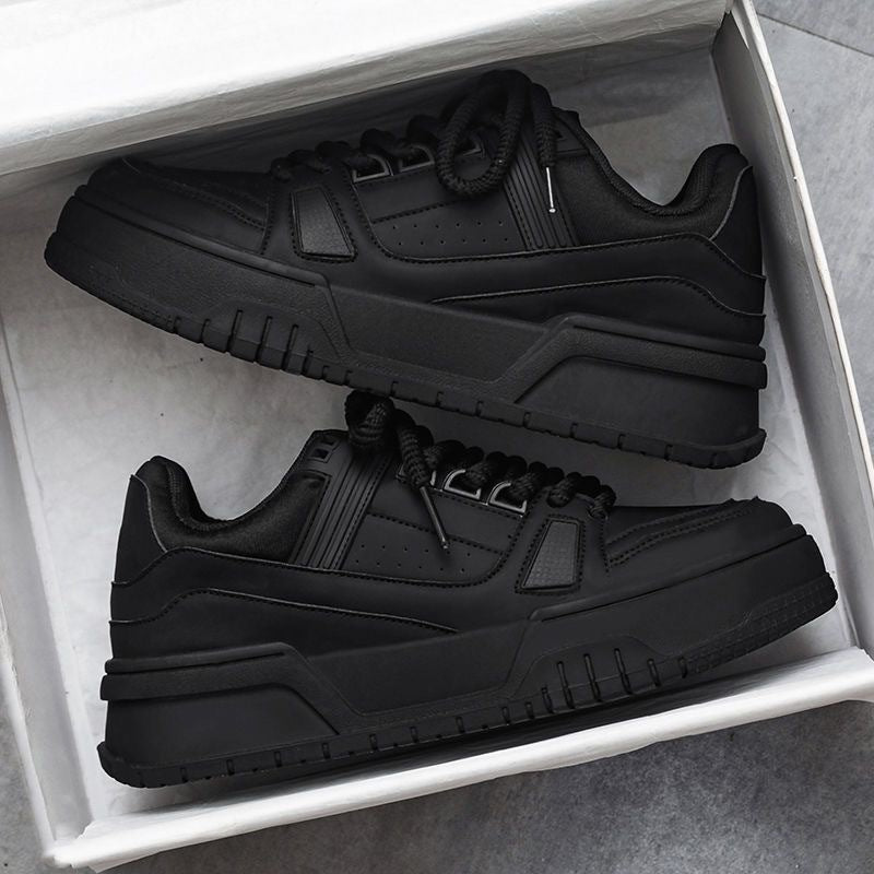 Kvinders Sporty Sneakers med Robust Design 1