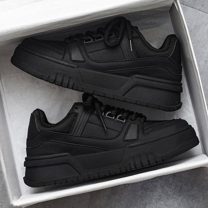 Kvinders Sporty Sneakers med Robust Design 1