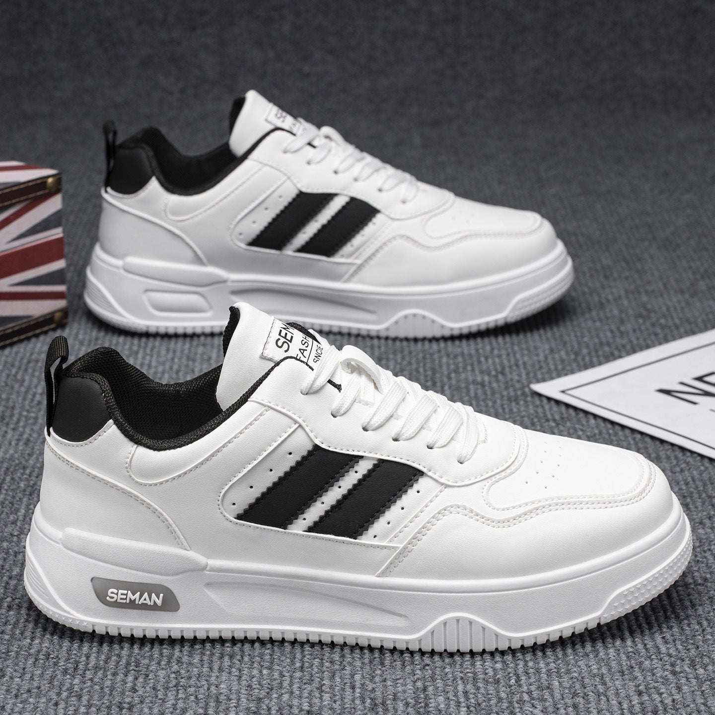 Kvinders Sporty Sneakers med Robust Design 4