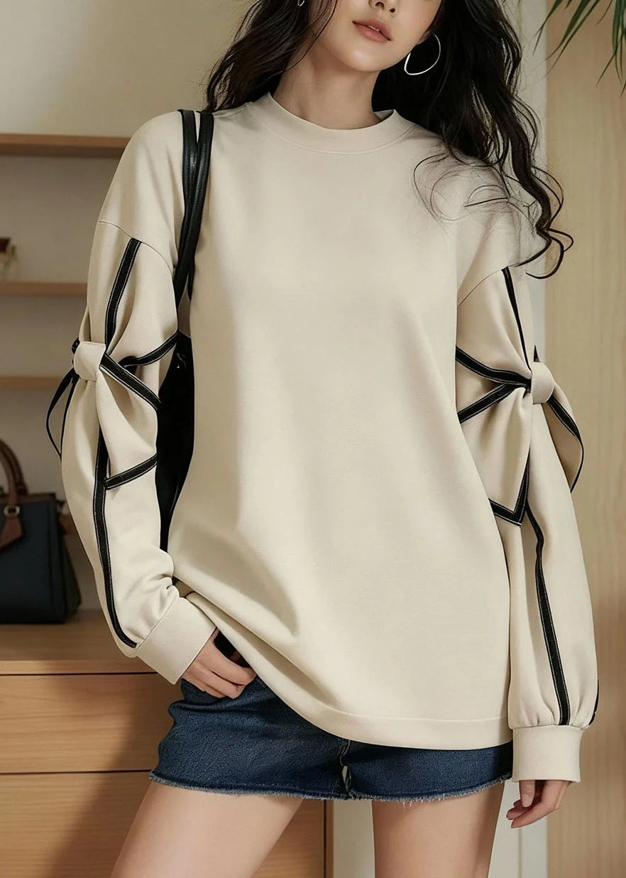 Kvinders Sweatshirt med O-hals og Patchwork Detaljer 2