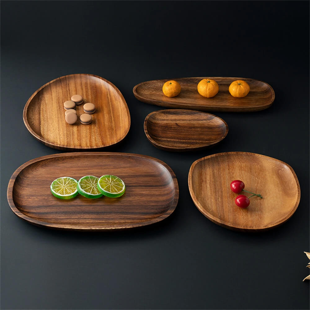 Minimalist Serveringsbakke Med Organisk Design 1