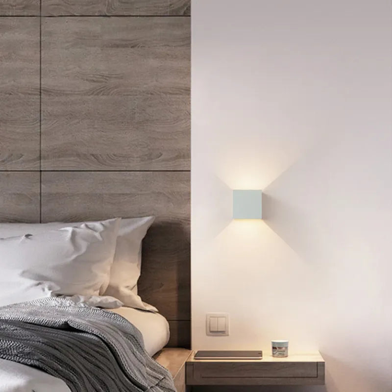 Moderne Væglampe med Bevægelsessensor Kubedesign 5