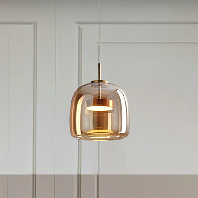 Pendel i Retro Design med Gyldne Detaljer 7
