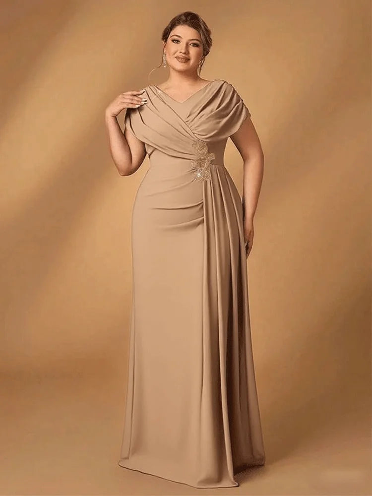 Plus Size Aftenkjole til Mor med Glitrende Detaljer 6