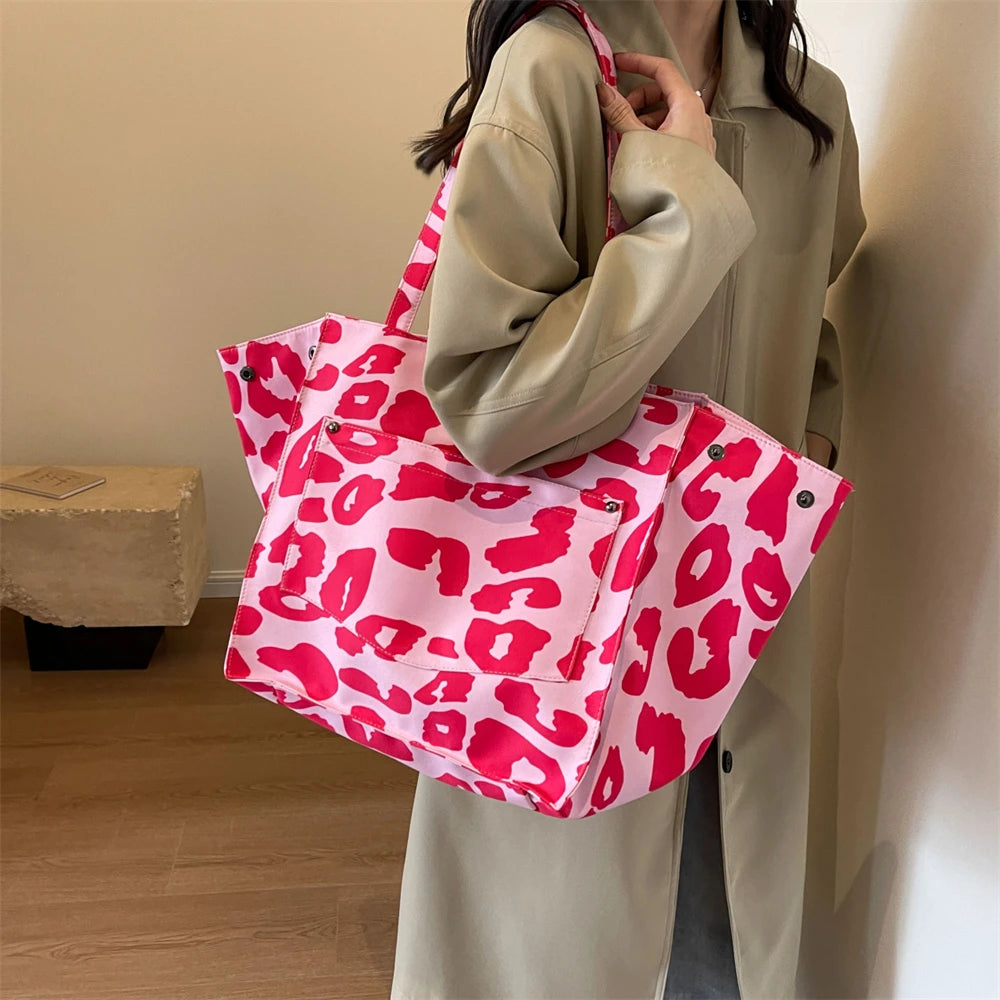 Overdimensioneret skuldertaske med leopardprint
