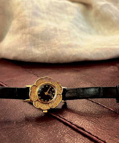 Unisex Armbåndsur med Camellia Quartz Design 3