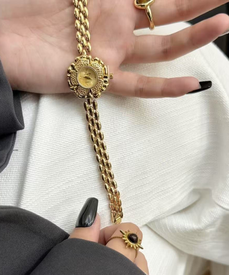 Unisex Armbåndsur med Metal Kæde Design 1