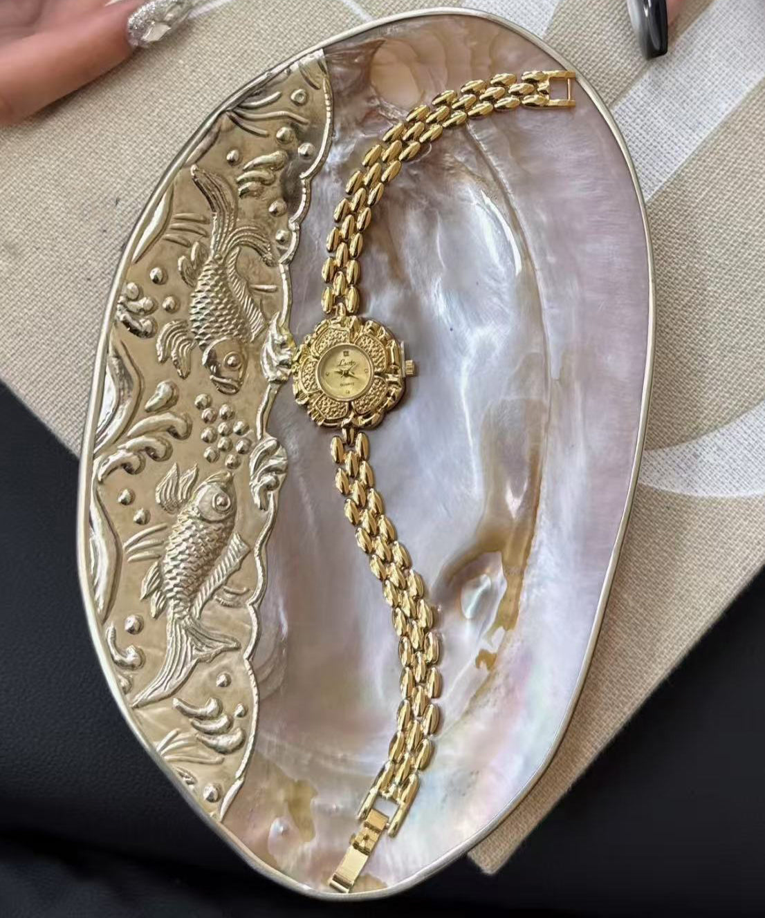 Unisex Armbåndsur med Metal Kæde Design 2