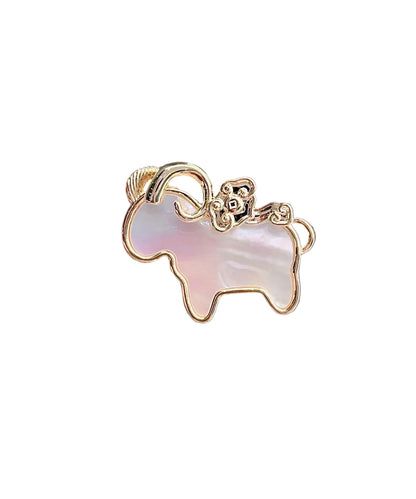 Unisex Broche Med Guld-Kobber Overflade & Gedeskalsdesign 0