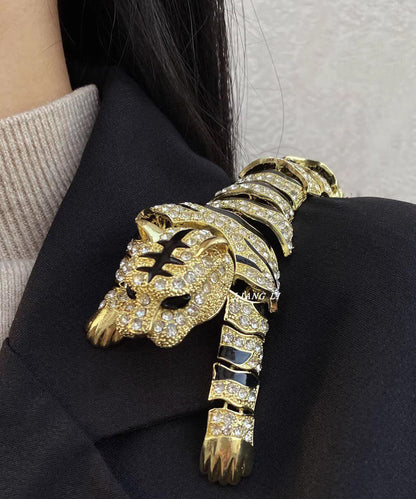 Unisex Broche Oversize Tiger Design 1