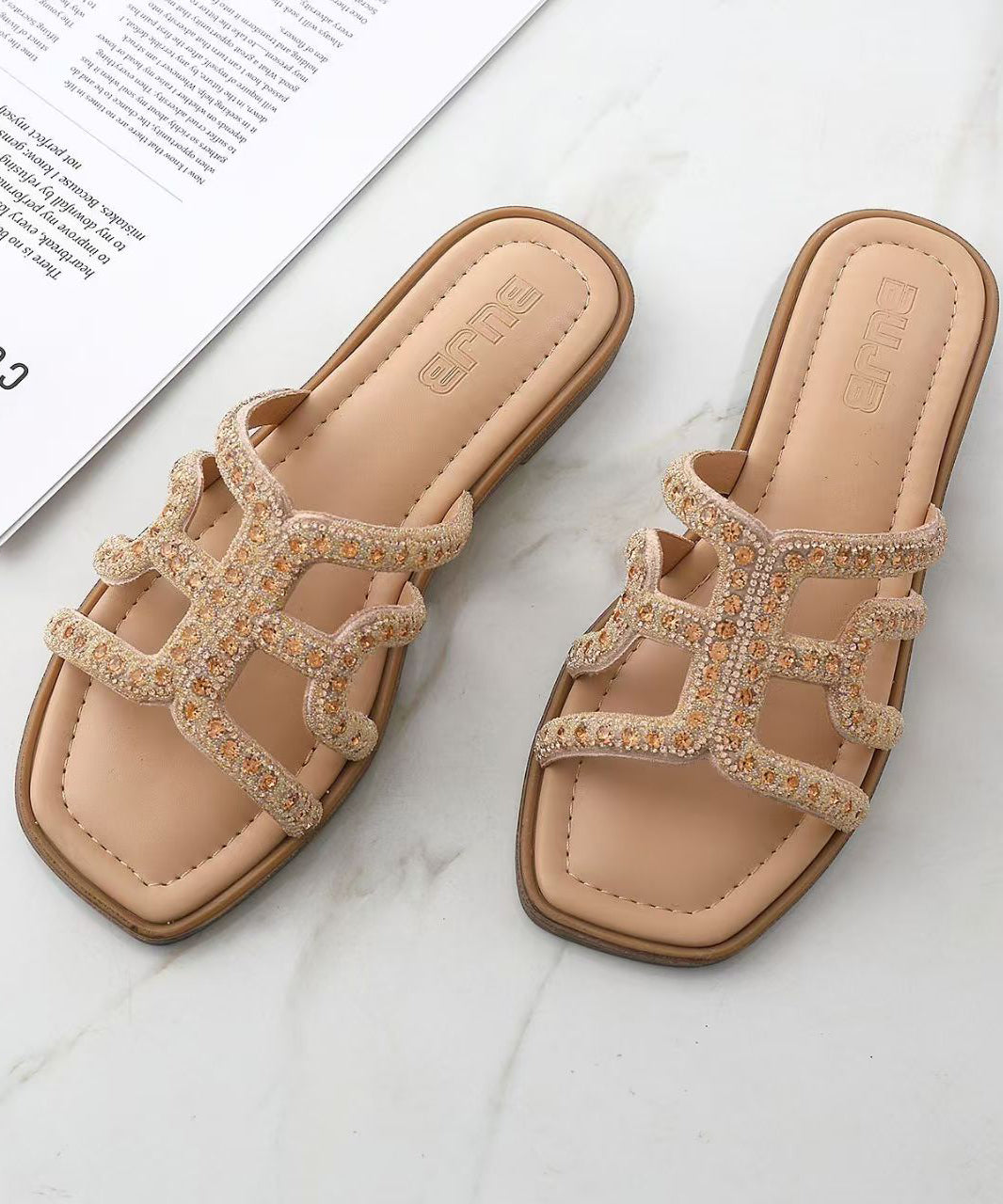 Unisex Flip Flops med Rhinestone Detaljer 2