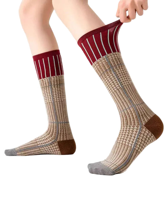 Unisex Mid Calf Gradient Striped Socks 1