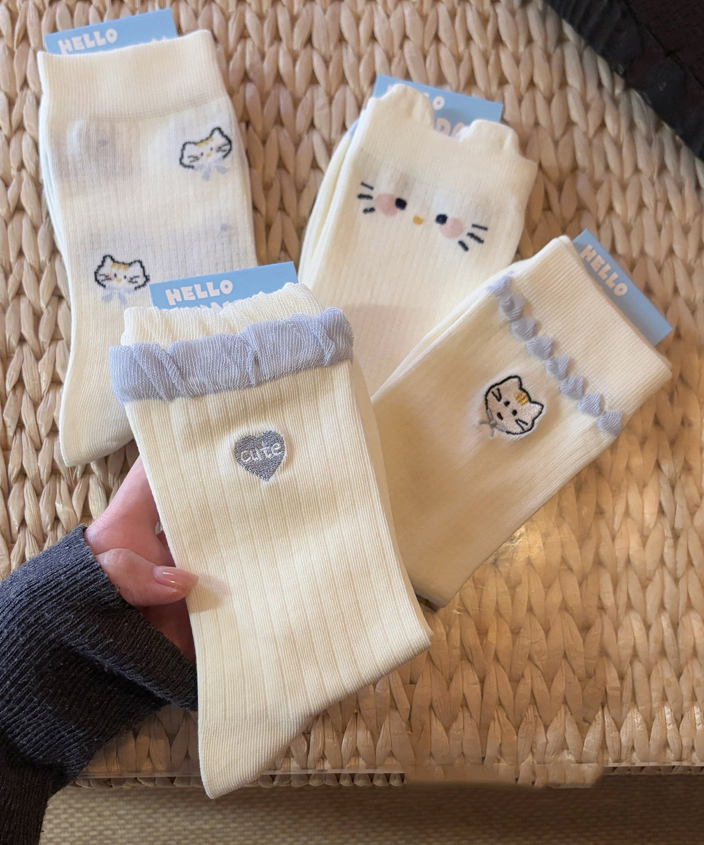 Unisex Mid Socks med Japansk Tegneserie Kattemotiv 1