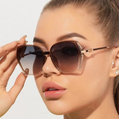 Unisex Oversized Sunglasses with Gradient Lenses 1