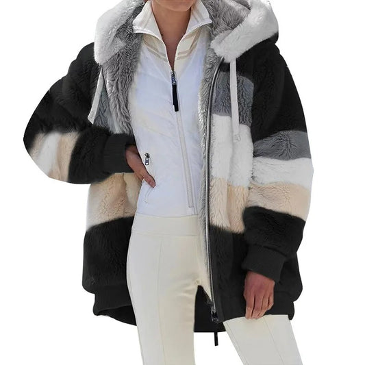 Oversized jakke med hætte til kvinder