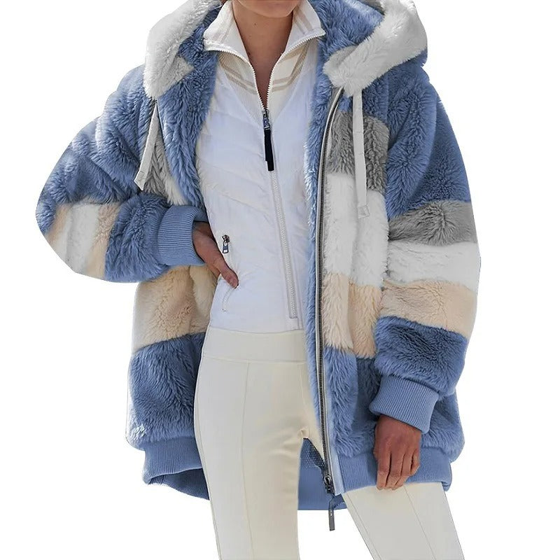 Oversized jakke med hætte til kvinder
